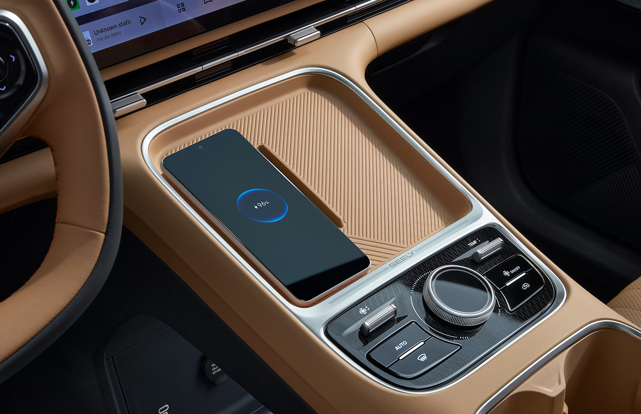 Tableau de bord digital du Geely Starray EM-i 2026