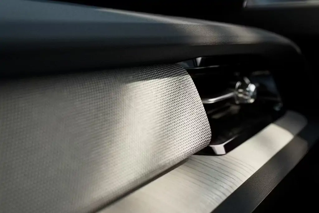 Intérieur moderne et épuré de la Polestar 2