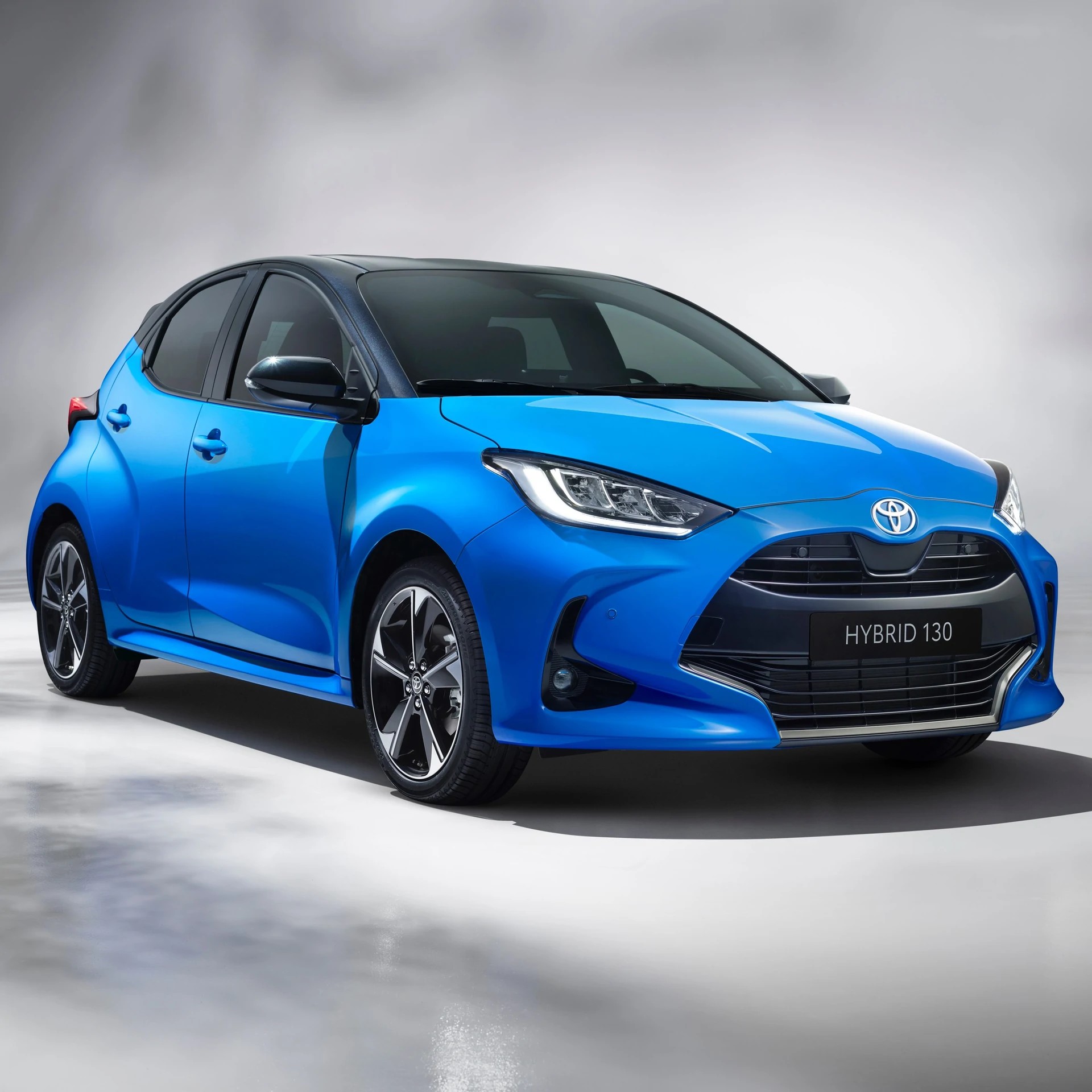 voiture-economique-toyota-yaris-hybride