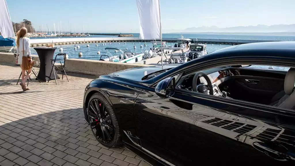 Journée d'essai Bentley Genève et bateaux Axopar port Vidoli, à Crans-près-Céligny