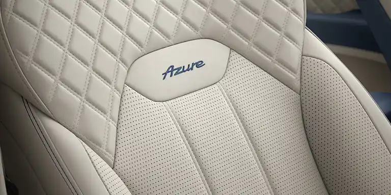 Sièges climatisés de la Bentley Bentayga Azure à Genève