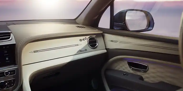 Personnalisation su-mesure Mulliner du Bentayga EWB
