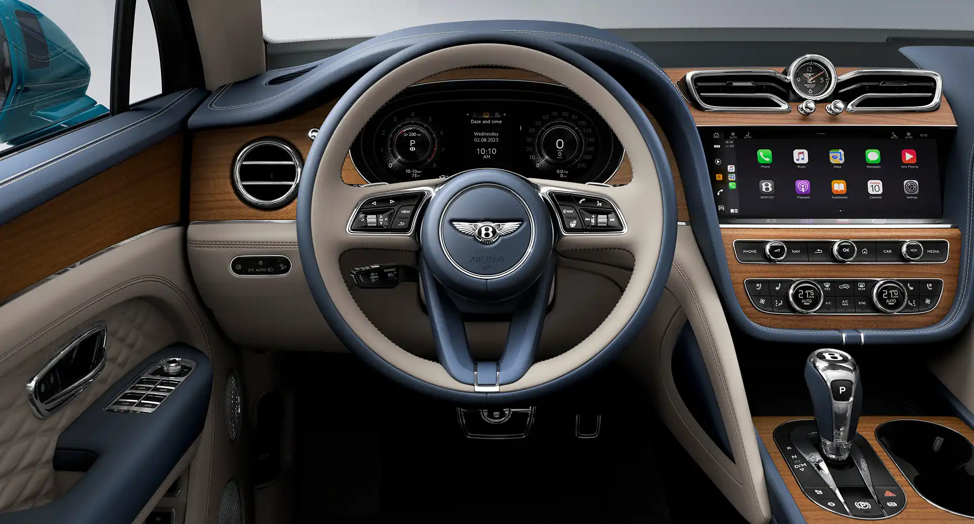 Bentley Bentayga  EWB Azure intérieur conducteur