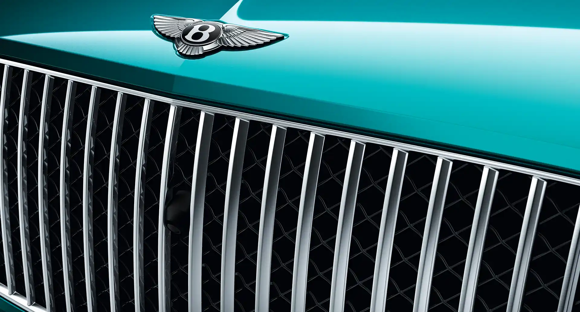 Bentley Bentayga  EWB Azure Groupe Chevalley calandre