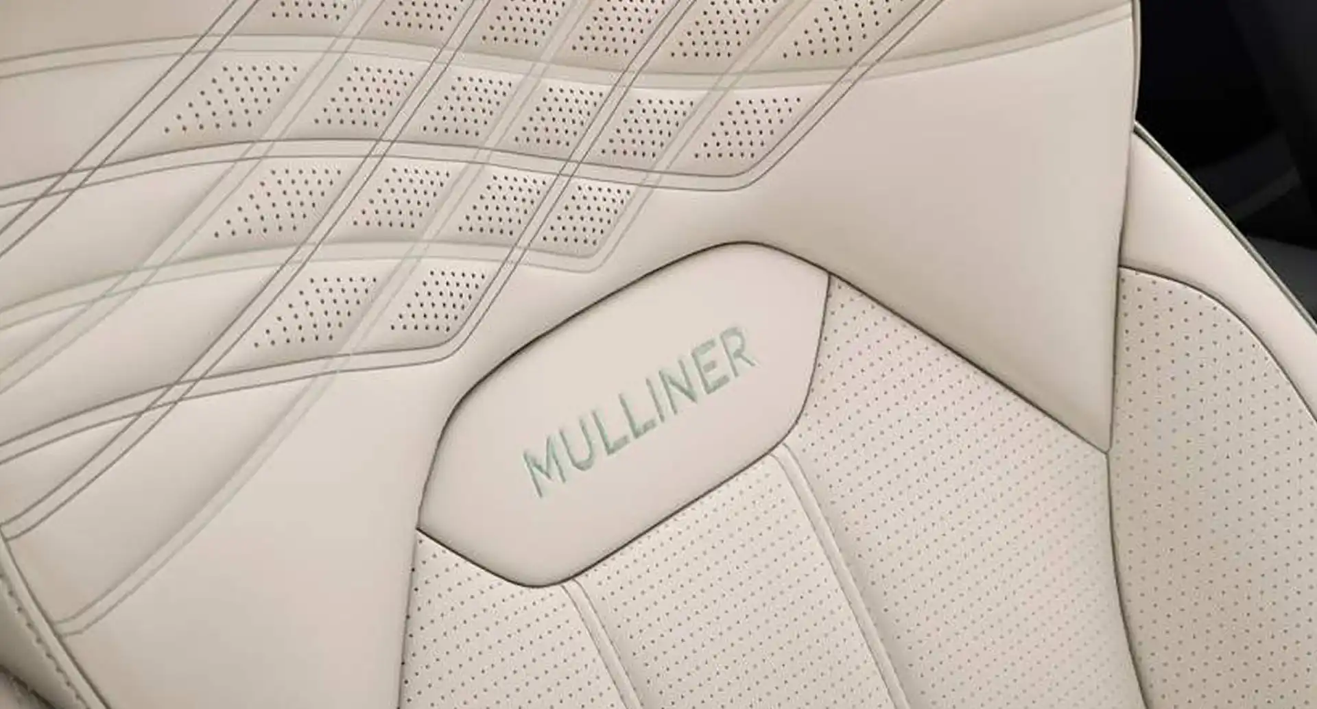 Bentayga Extended Wheelbase Mulliner sièges