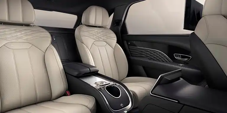 sièges Mulliner de la Bentayga EWB Mulliner Groupe Chevalley à Genève