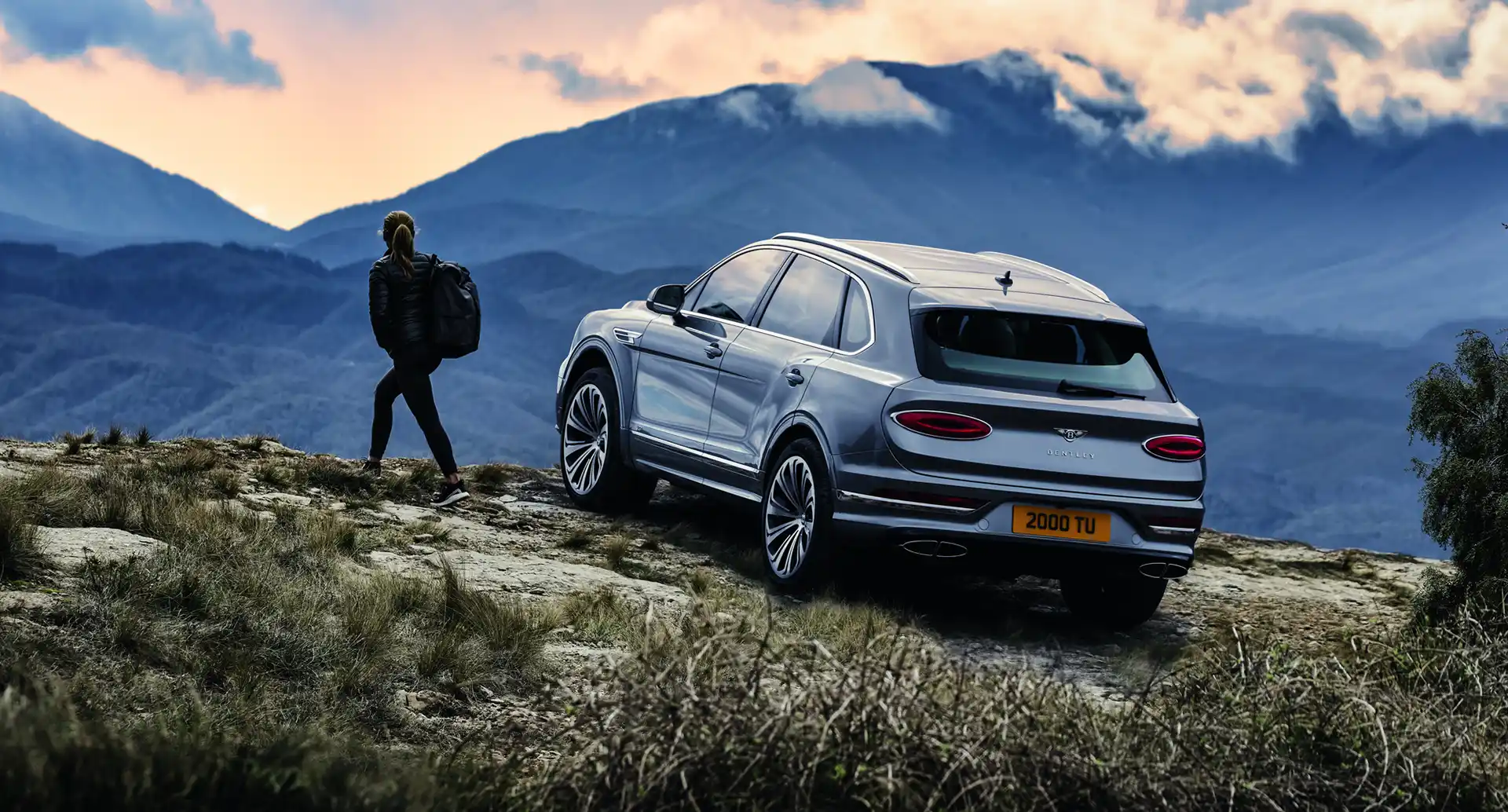 Bentley Bentayga en montagne