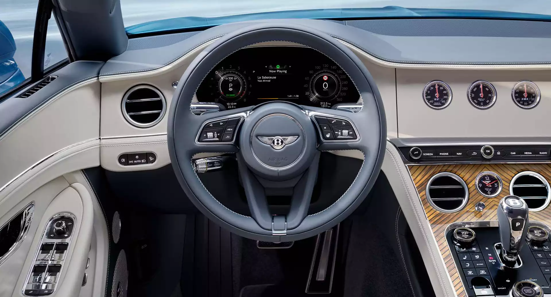 Tableau de bord de la bentley continental GT azure 2026MY