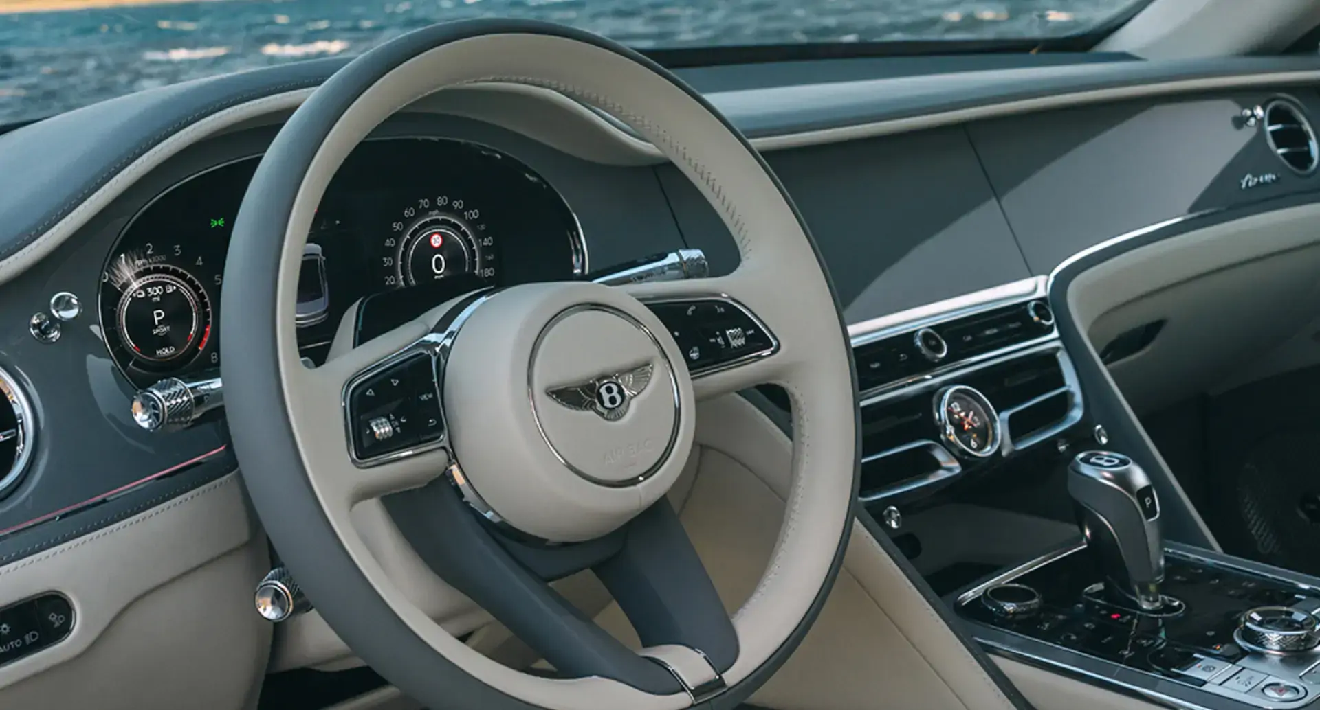 Bentley Flying Spur Azure intérieur chez Bentley Genève