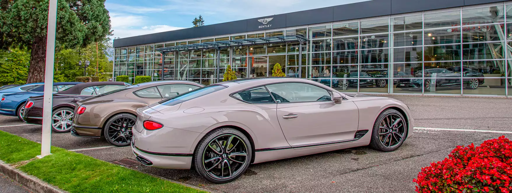 Devanture du showroom Bentley Genève