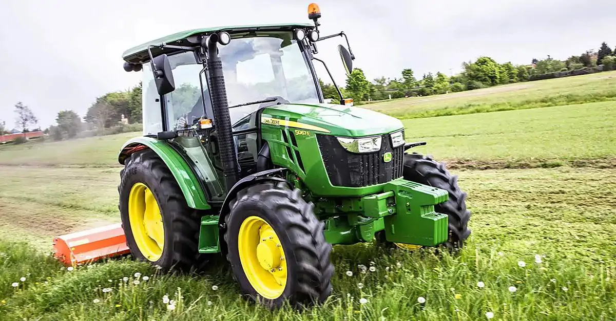 John Deere série 5E d'occasion : le tracteur compact polyvalent