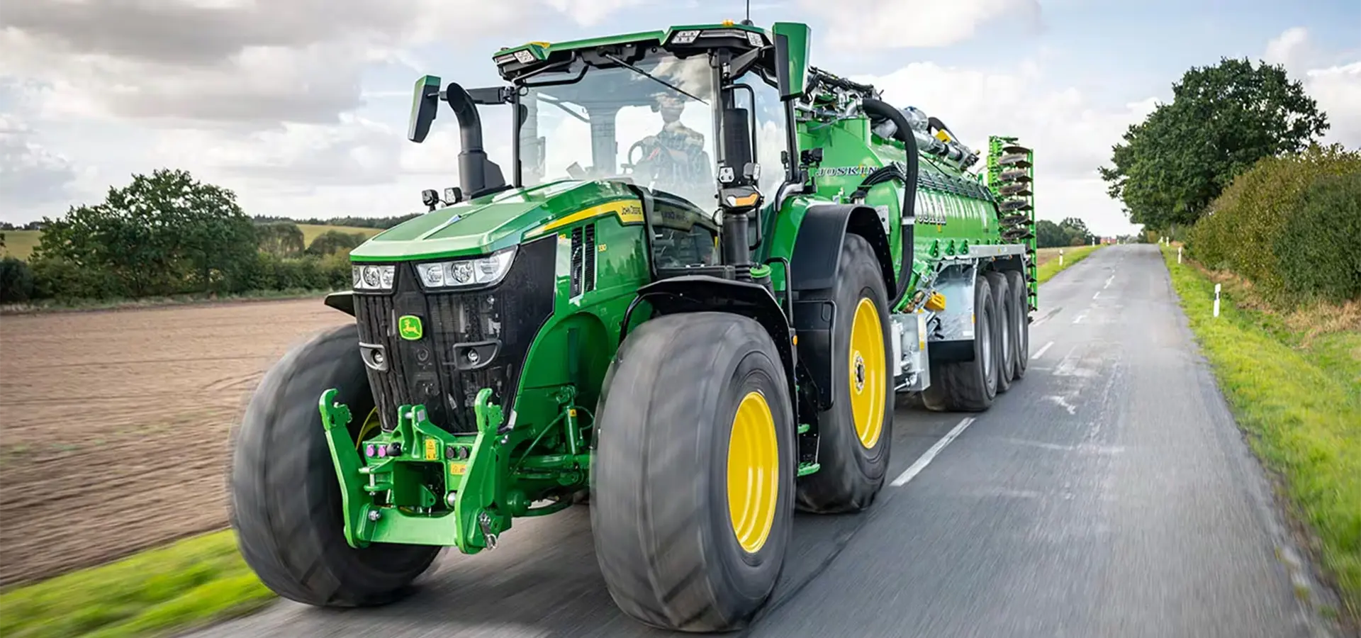 banniere-john-deere-serie-7r.webp