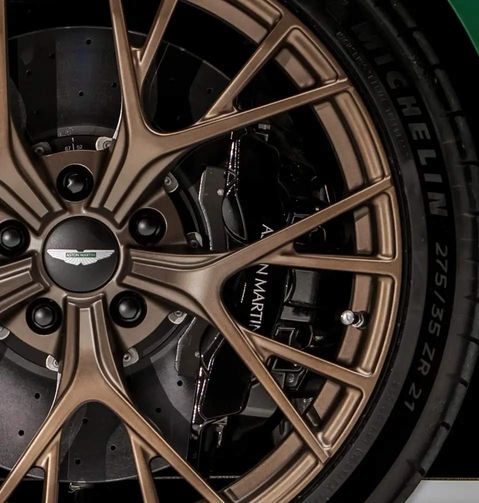 BPM Aston Martin Bordeaux DB12 - Freins