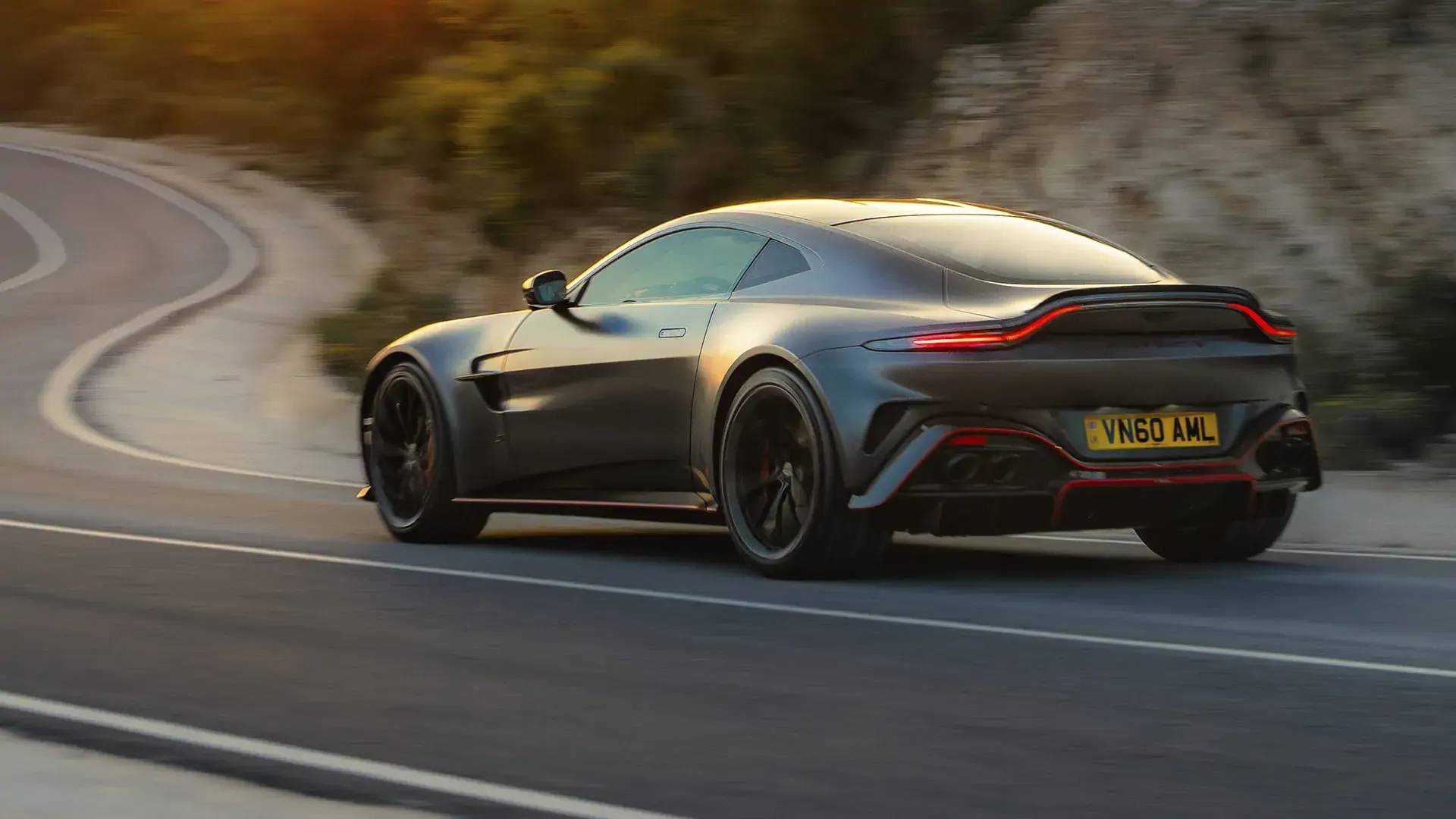 BPM Aston Martin Vantage S - Maniabilité