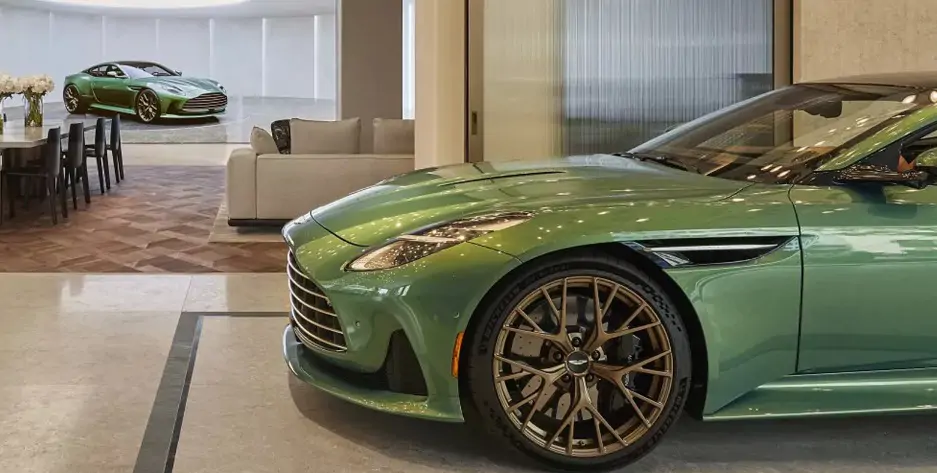 aston-martin-paris Showroom