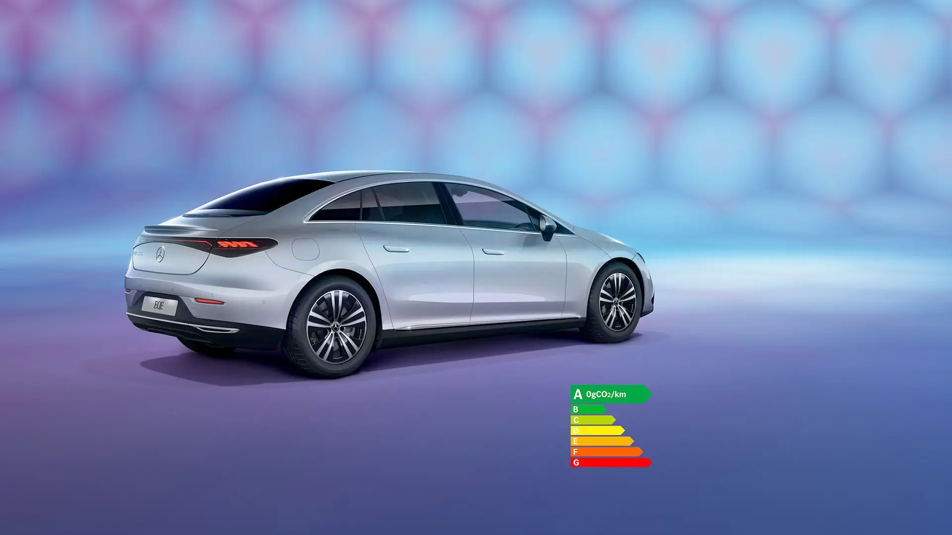 banniere-mercedes-eqe.webp