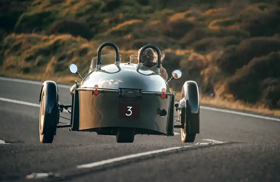 BPM Cars CH - Morgan super 3 vue arrière