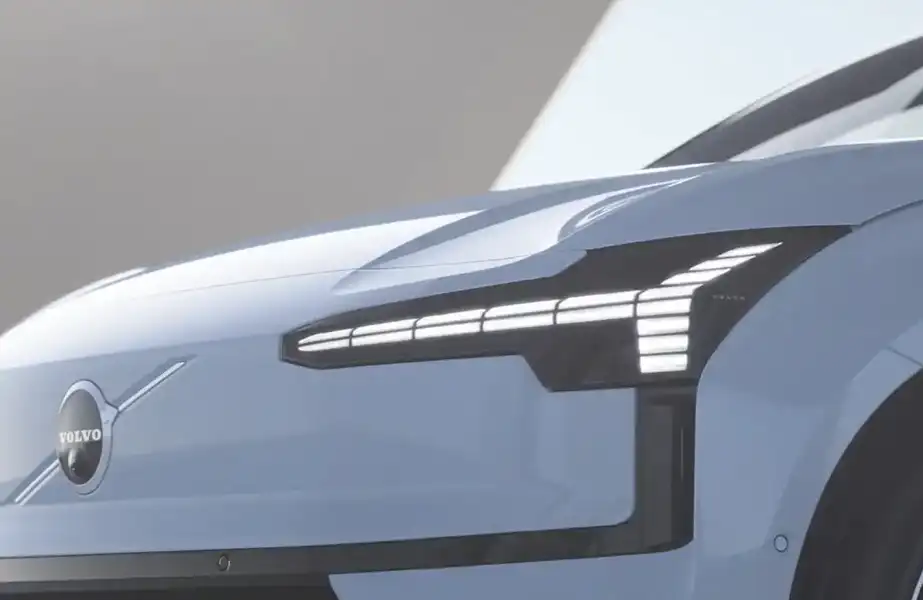 BPM Cars CH - Volvo EX30 vue avant