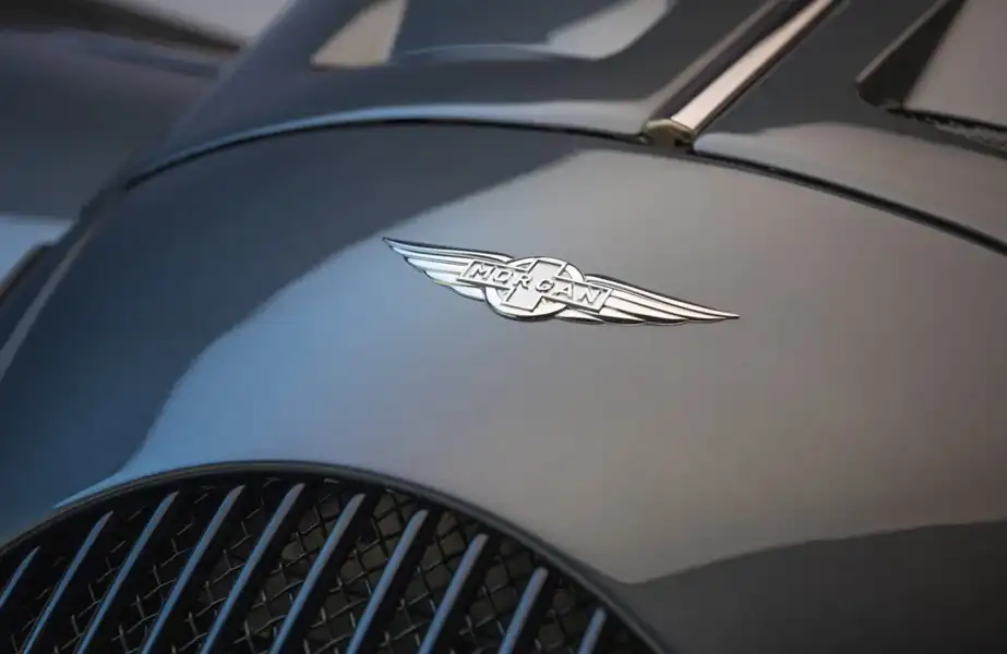 BPM Cars CH - Morgan plus 6 zoom logo