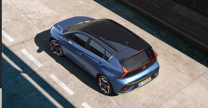 BPM Cars Hyundai Bayon - voiture au dessus