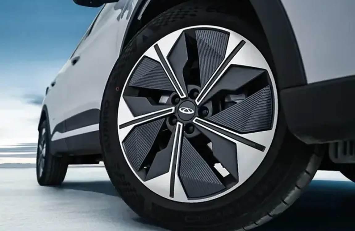 BPM Cars Chery Tiggo 7 HEV - vue pneu