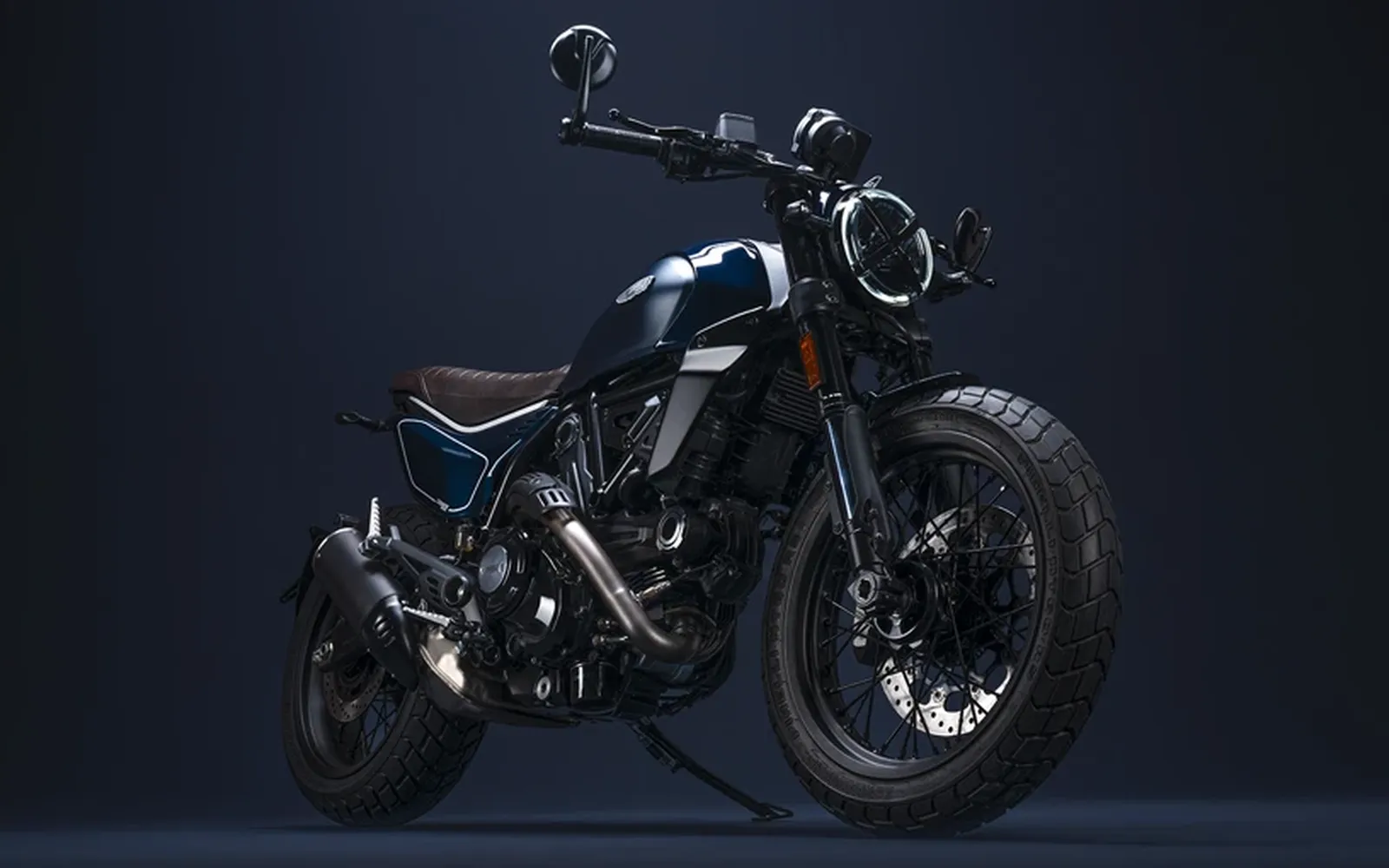 Ducati_Scrambler_Next_Gen_MY23_nightshift_overview_gallery_statica_906x510_07_1286072086.webp