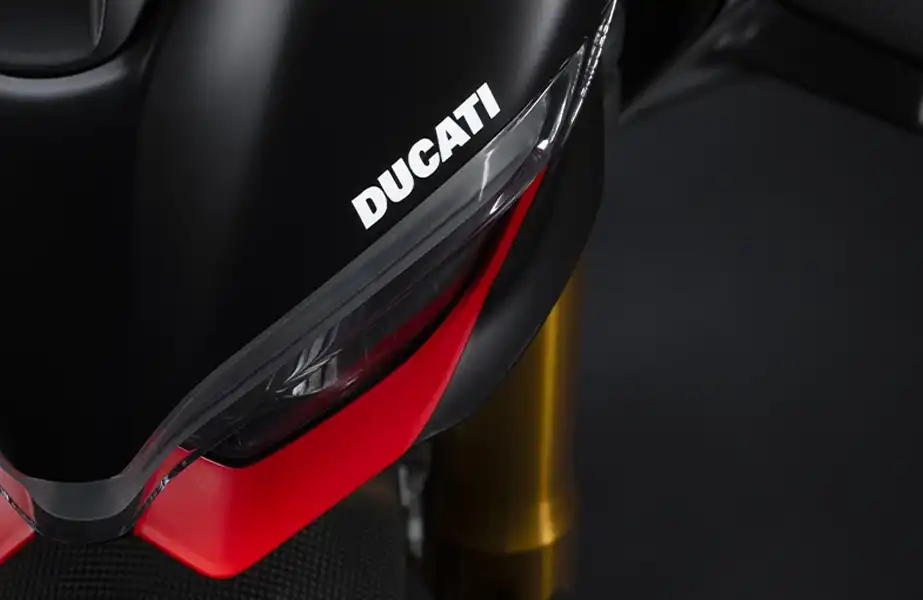 BPM Motorbike - Ducati Streetfighter V4 SP2 vue avant