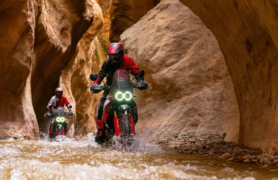 BPM Motorbike - Ducati DesertX Rally vue avant