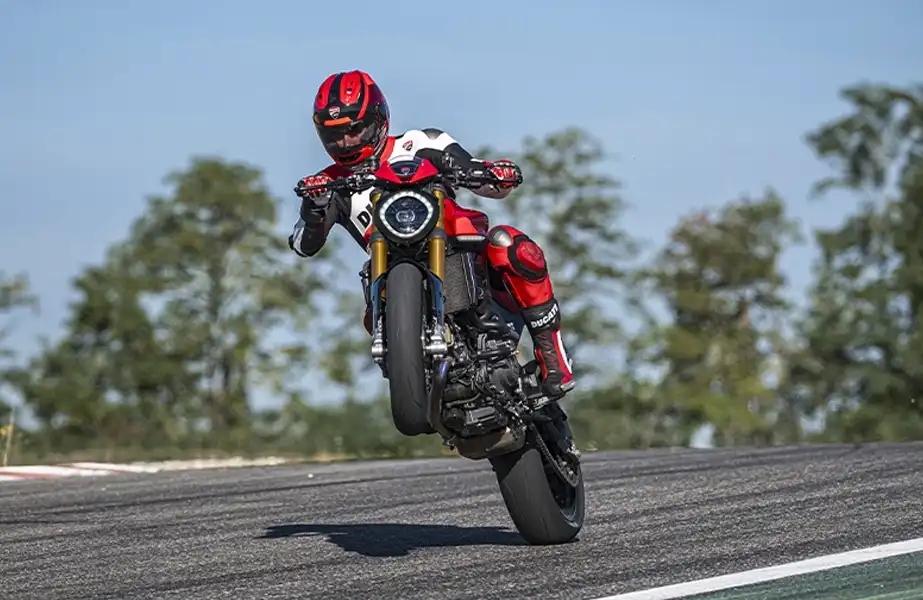 BPM Motorbike - Ducati Monster SP vue avant