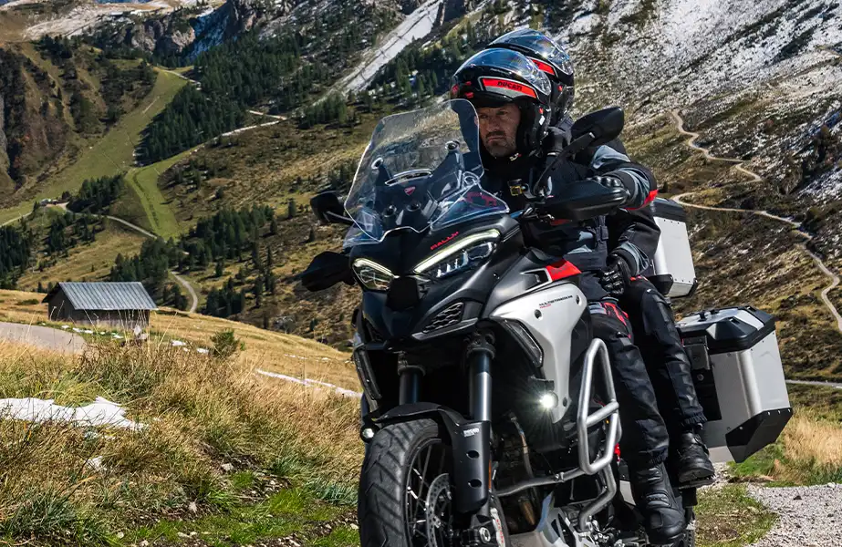 BPM Motorbike - Ducati Multistrada V4 Rally vue avant
