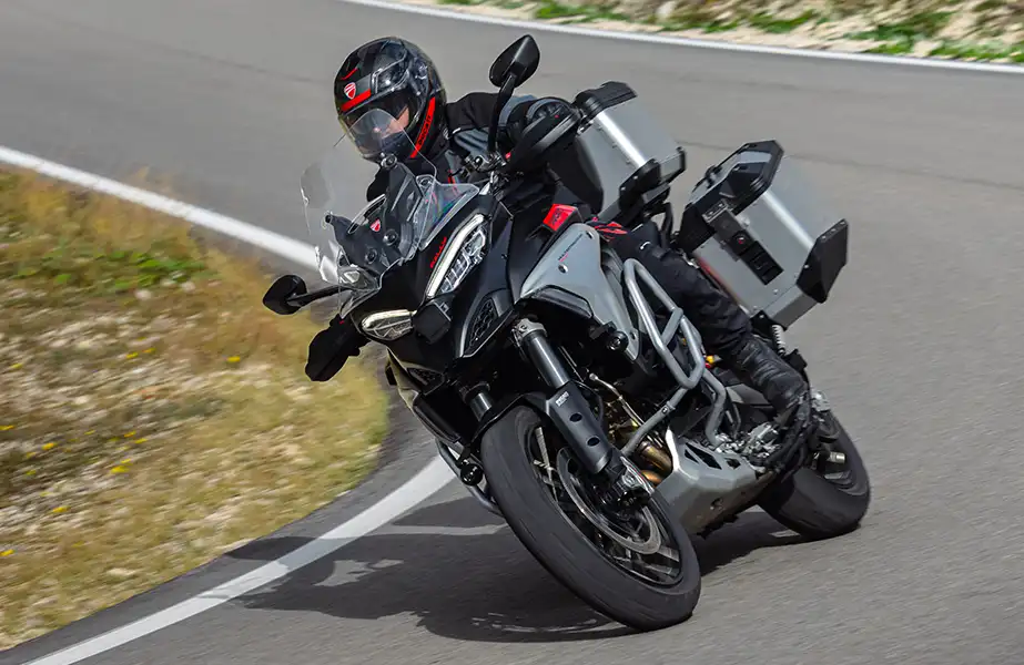 BPM Motorbike - Ducati Multistrada V4 Rally vue profil