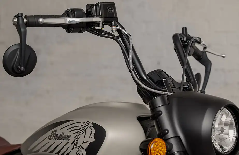 BPM Moto - Scout Bobber Twenty vue avant guidon