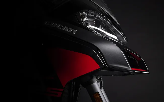 BPM-Motorbike Ducati Multistrada V2 vue phare