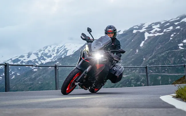 BPM-Motorbike Ducati Multistrada V2 vue virage