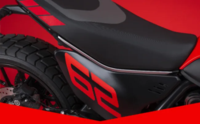 BPM Moto -Scrambler Full Throttle - Vue trois quart réservoir et selle