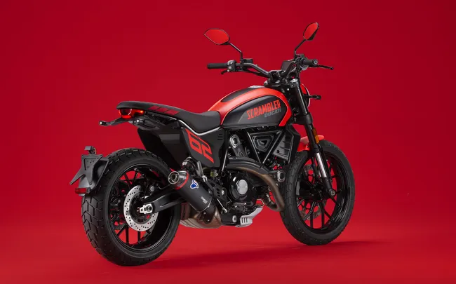 BPM Moto - Scrambler Full Throttler - Vue arrière droit