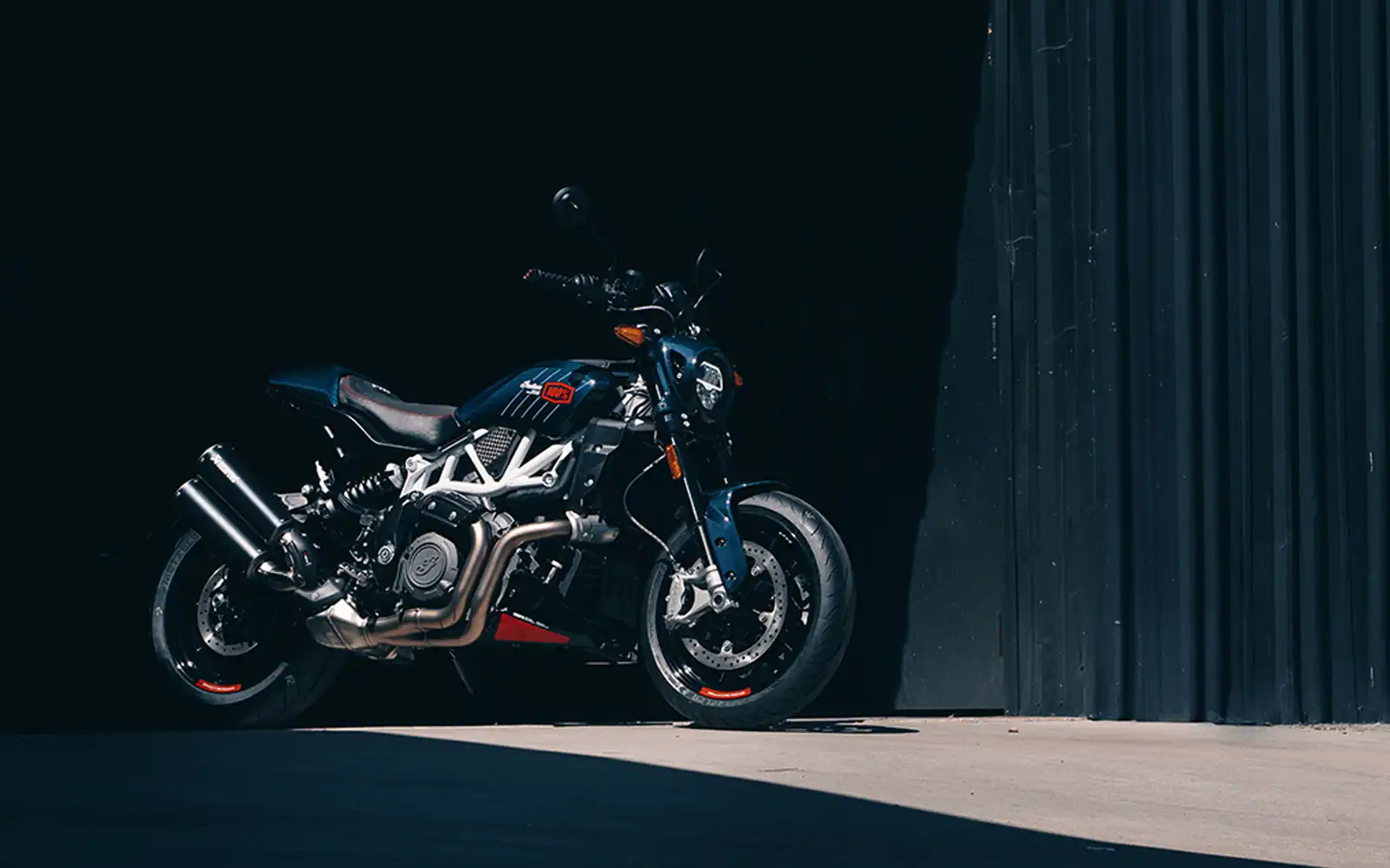 BPM Moto - Indian FTR 100% R Carbon banner