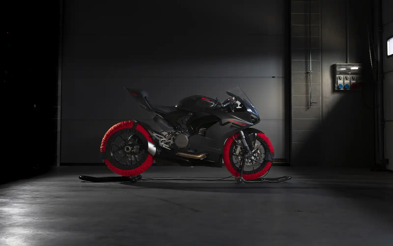 BPM Moto - Ducati PANIGALE V2 image