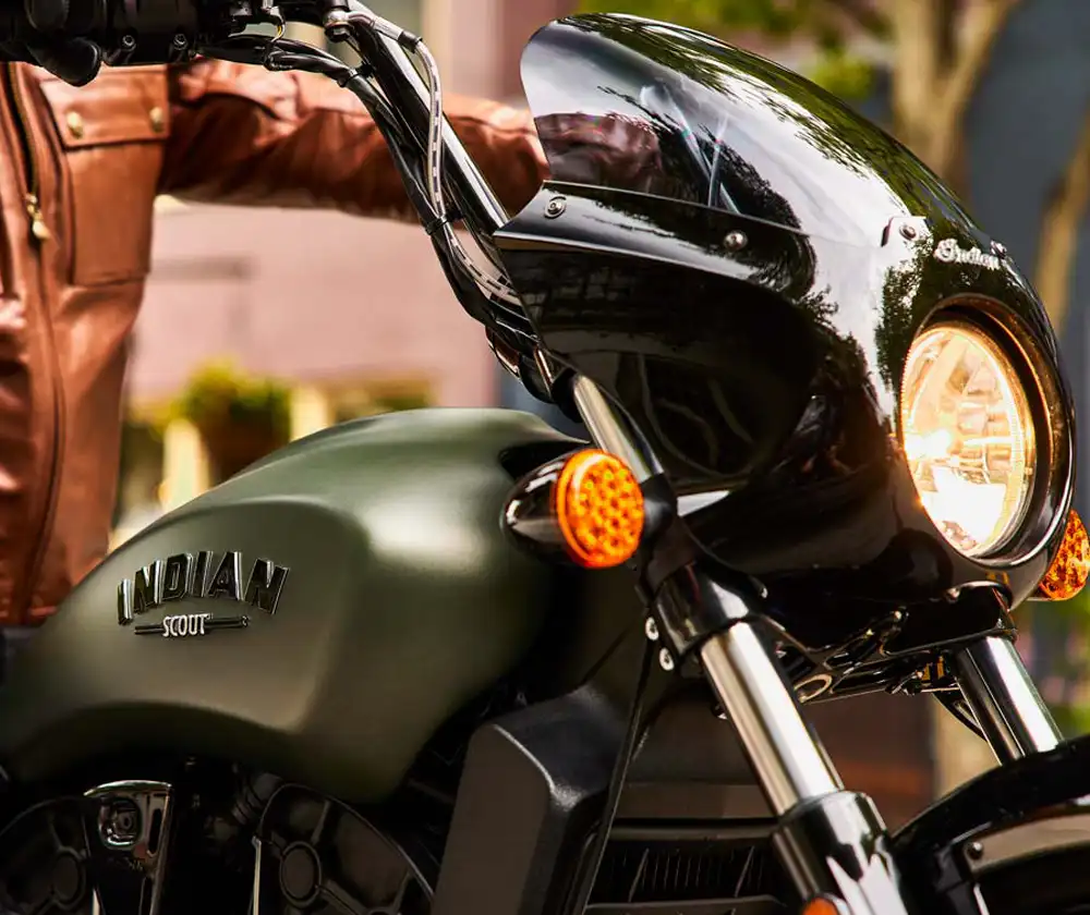 BPM Moto - Indian scout Rogue personnalisation