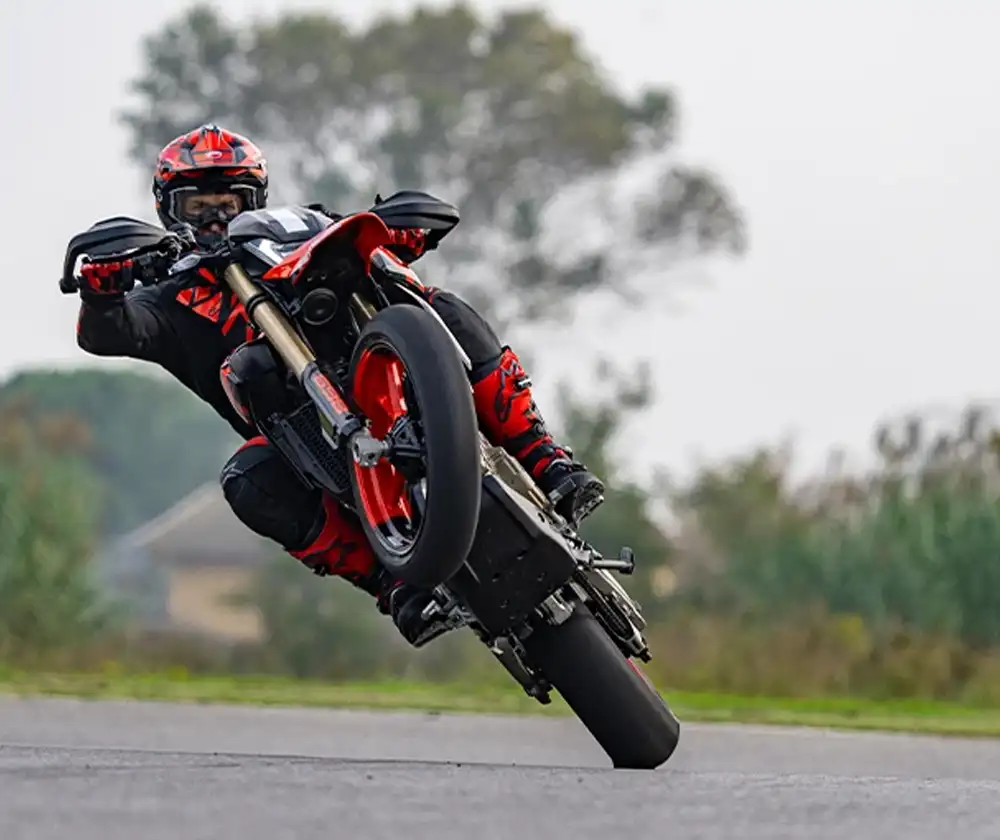 BPM Motorbike - Ducati Hypermotard Technologies