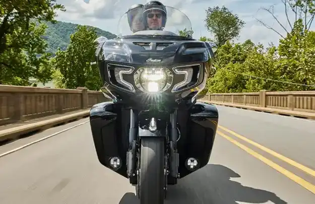 BPM Moto - Indian Pursuit Limited Performances et plaisir de conduite