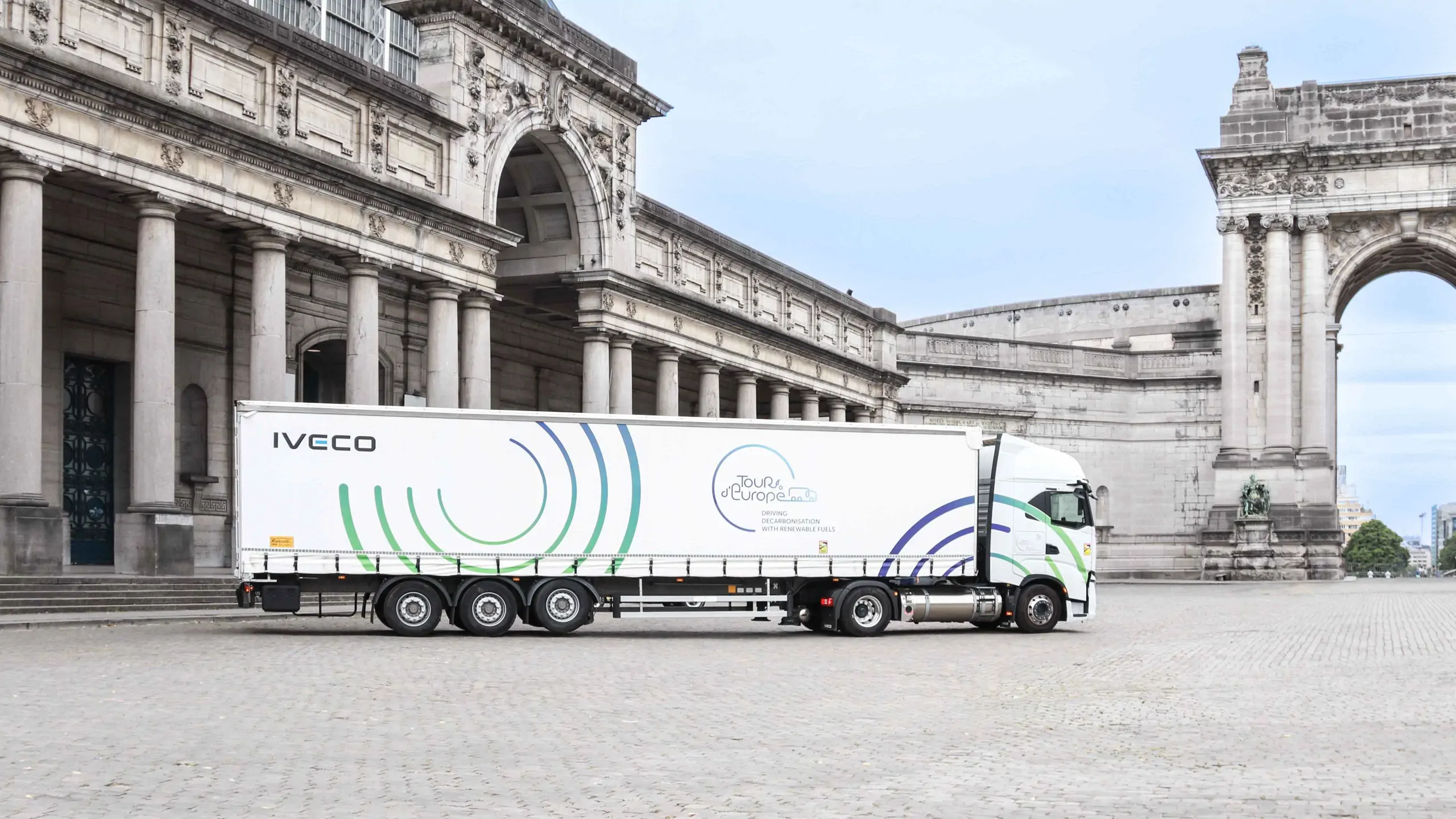 IVECO franchit 5 000 km au bioGNL : la preuve concrète d’un transport lourd plus propre