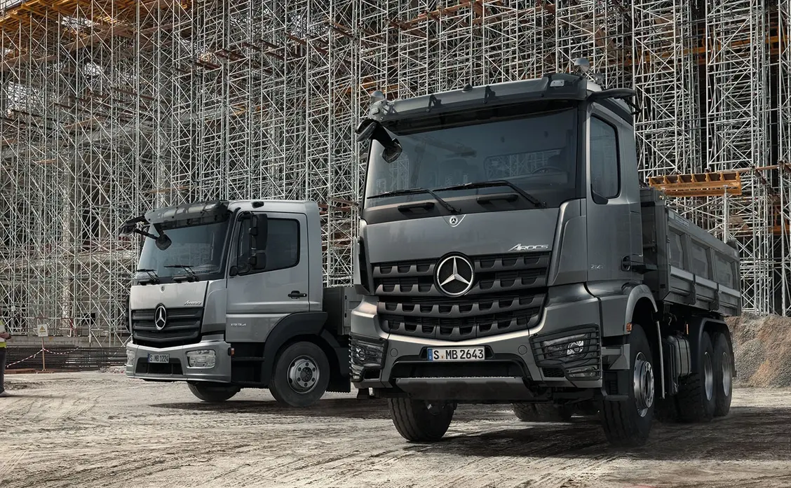 Banniere Mercedes-Benz Arocs