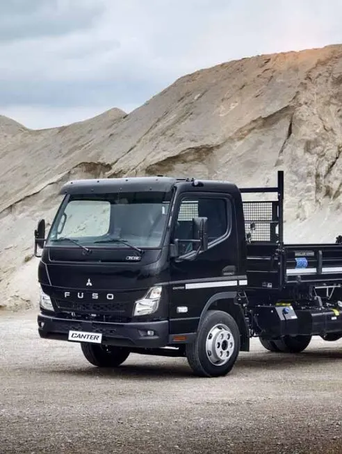 Bpm Pro - Fuso Canter 6.5 T vue trois quart