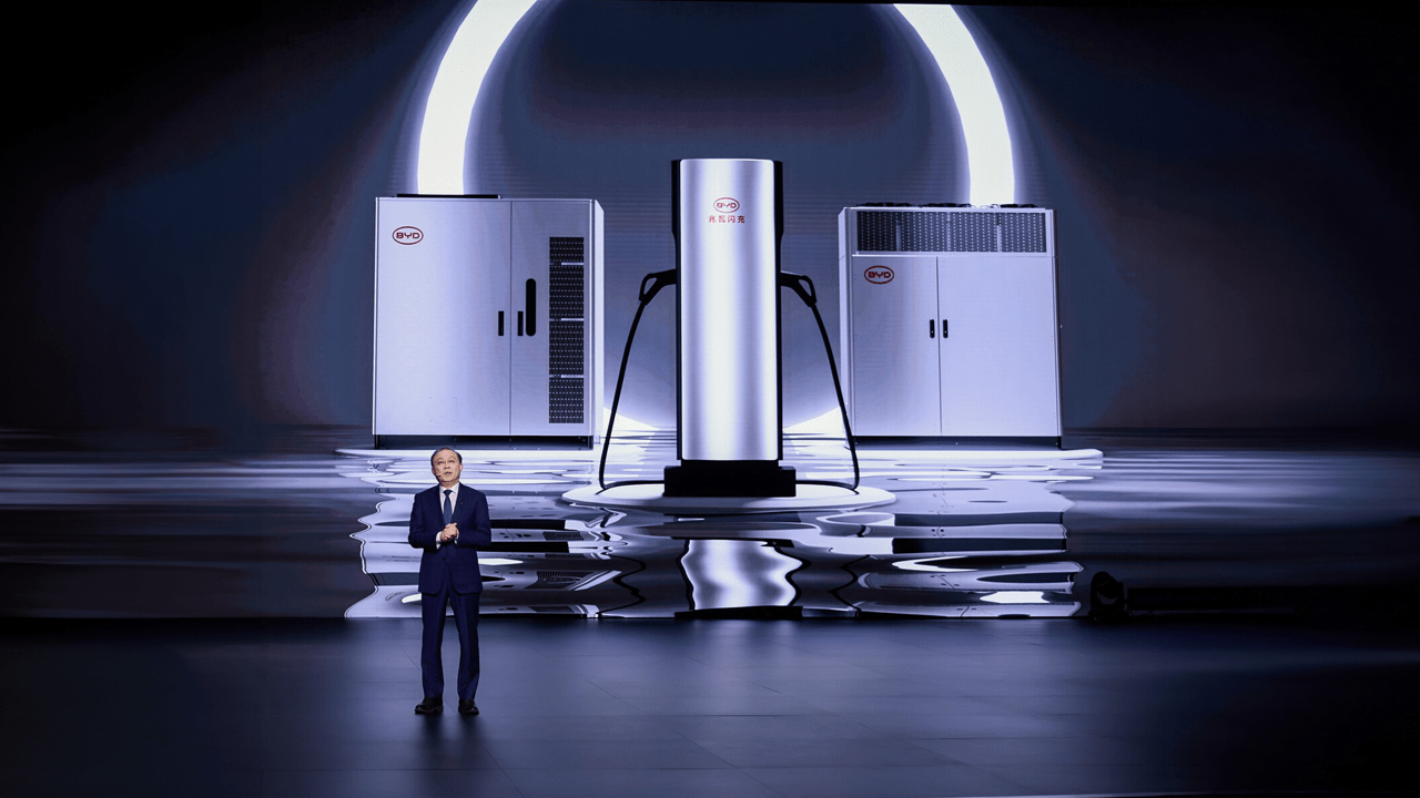 Borne de recharge BYD : BYD va t-il révolutionner l'électrique avec ses nouveaux superchargeurs 1360 kW ?
