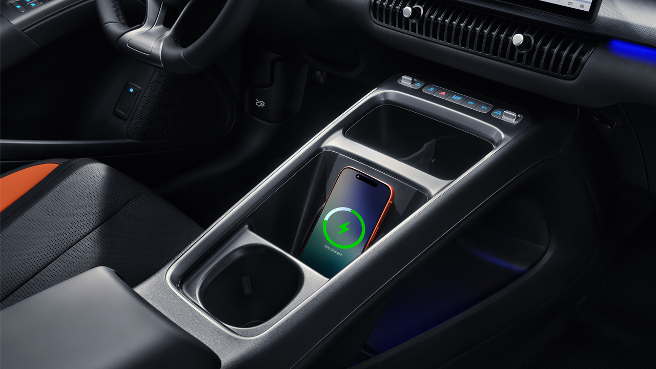 Recharge induction de la BYD Dolphin G DM-i