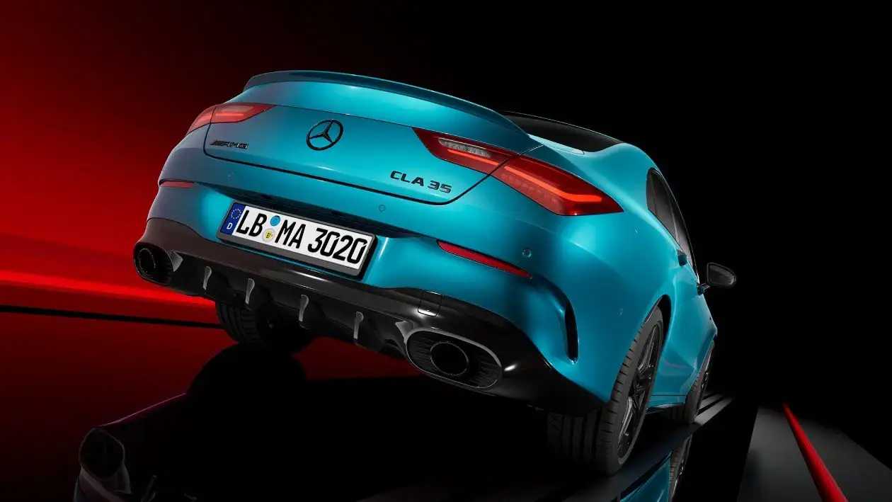 Galerie AMG CLA coupé mercedes-benz chevalley - Vue arrière