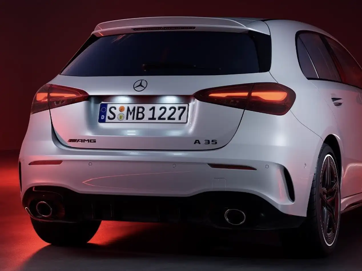 Galerie AMG classe a compact mercedes-benz chevalley - Vue arrière