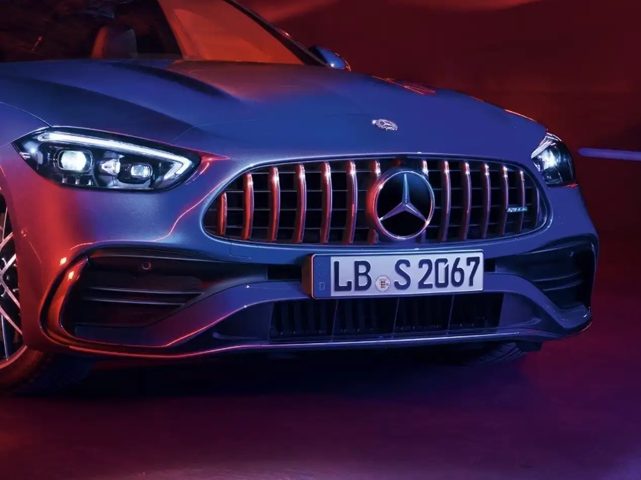 Galerie AMG classe c break mercedes-benz chevalley - Vue avant