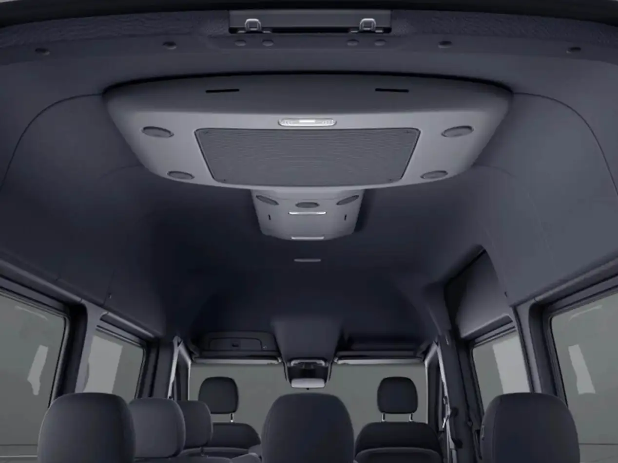Galerie Sprinter mercedes-benz chevalley - Vue intérieur arrière